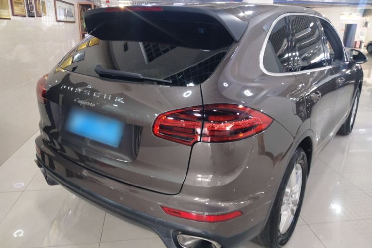 Used Porsche Cayenne 2015 Cayenne 3.0T Rear Right 45 Deg
