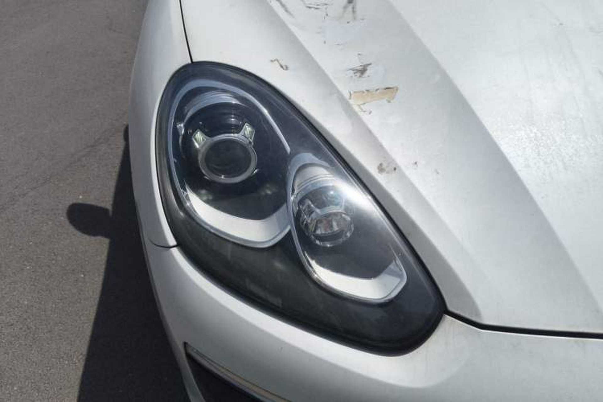 Used Porsche Cayenne 2015 Cayenne 3.0T Right Front Headlight