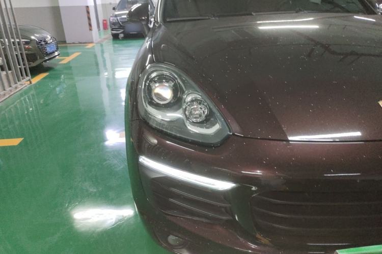 Used Porsche Cayenne 2015 Cayenne 3.0T Right Front Headlight