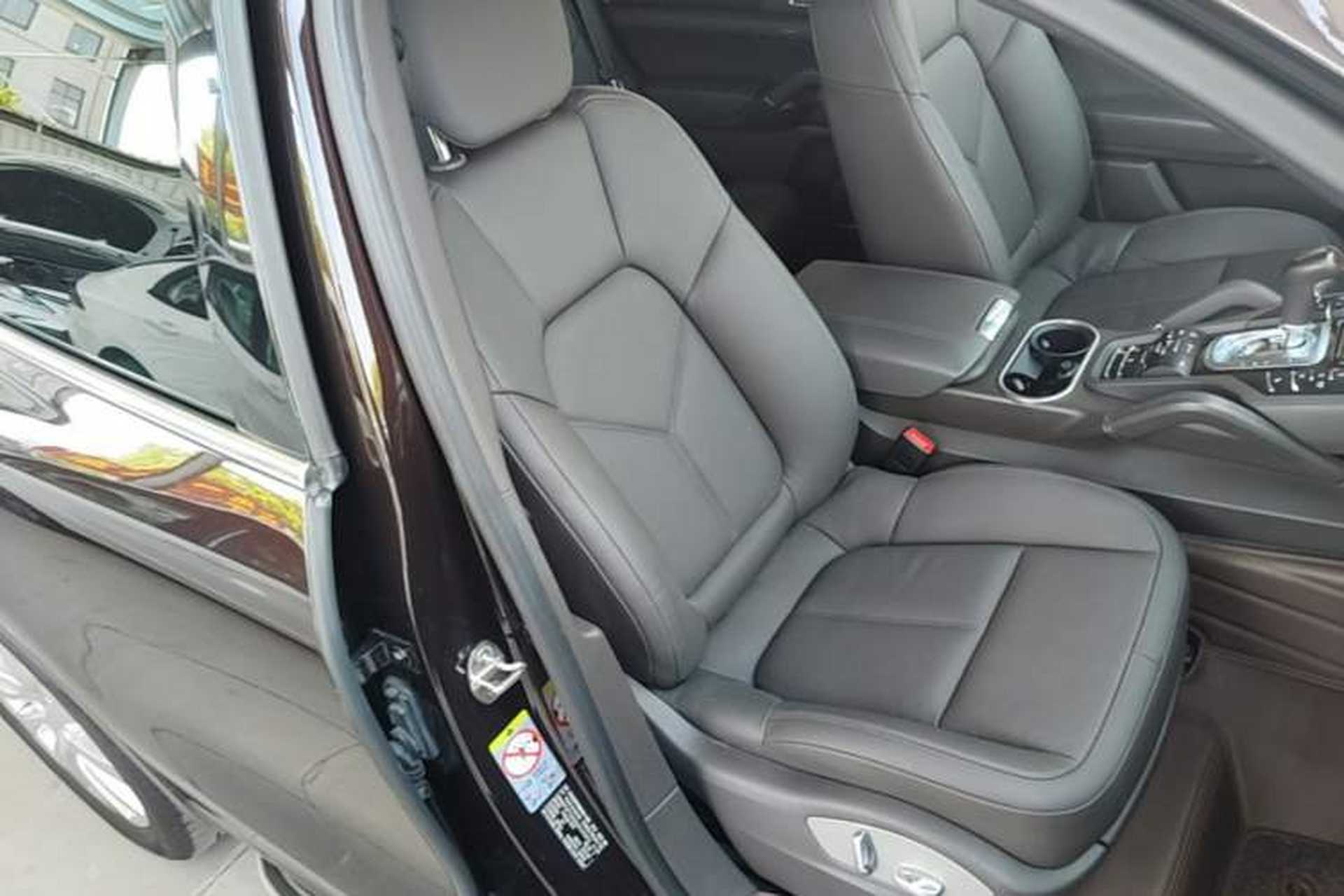 Used Porsche Cayenne 2015 Cayenne 3.0T Right Front Seat