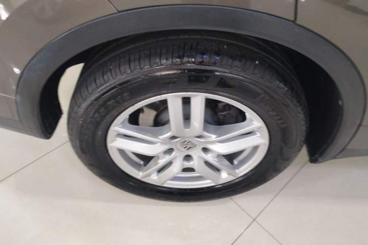 Used Porsche Cayenne 2015 Cayenne 3.0T Right Rear Wheel Hub