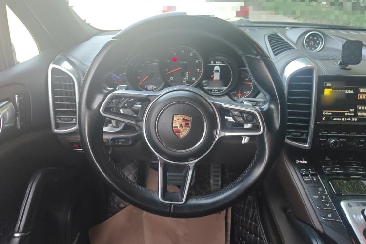 Used Porsche Cayenne 2015 Cayenne 3.0T Steering Wheel