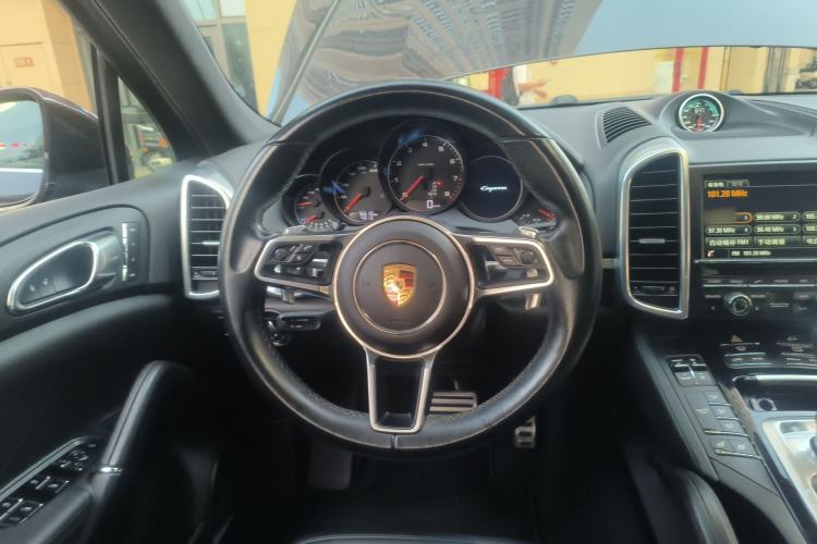 Used Porsche Cayenne 2015 Cayenne 3.0T Steering Wheel