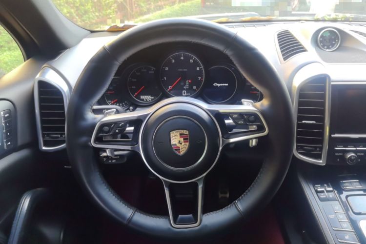 Used Porsche Cayenne 2015 Cayenne 3.0T Steering Wheel