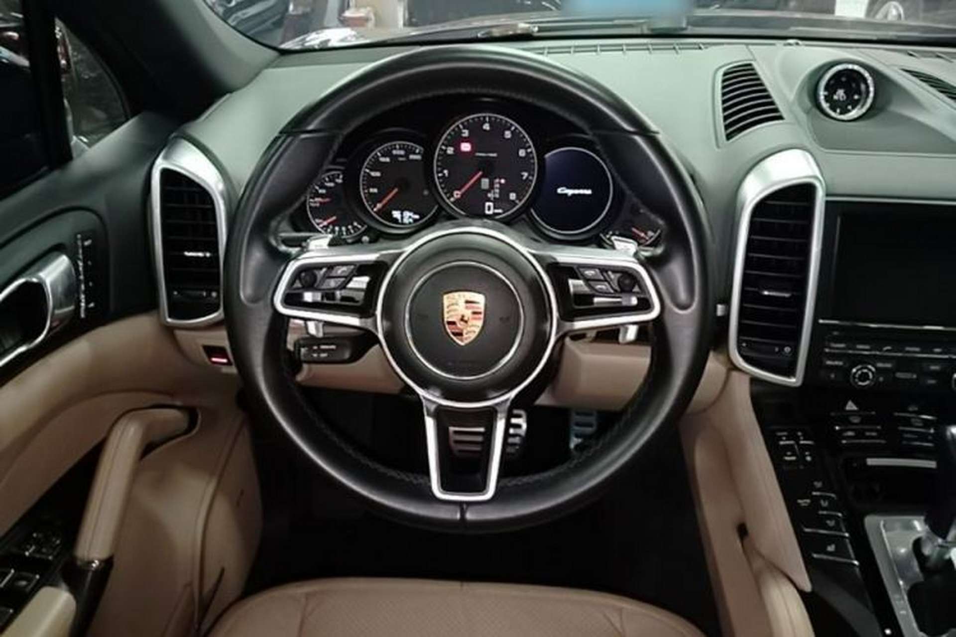 Used Porsche Cayenne 2015 Cayenne 3.0T Steering Wheel
