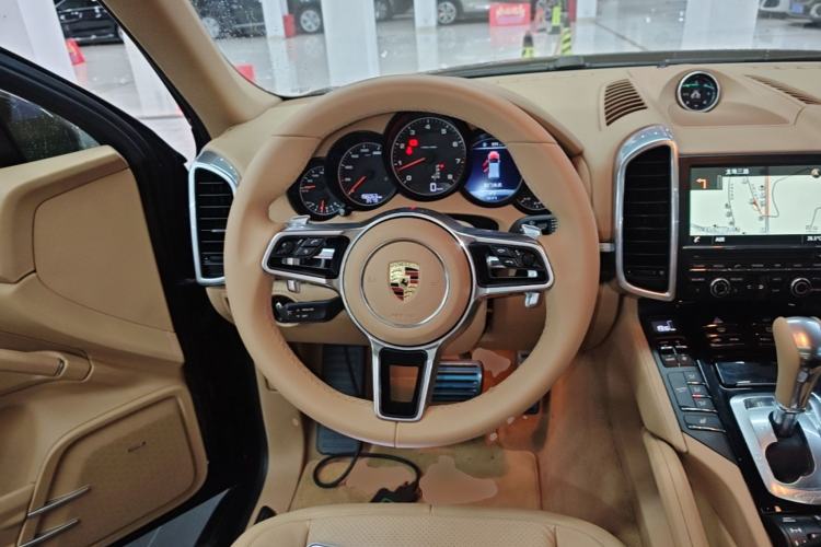 Used Porsche Cayenne 2015 Cayenne 3.0T Steering Wheel