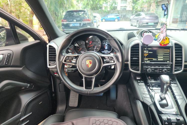Used Porsche Cayenne 2015 Cayenne 3.0T Steering Wheel