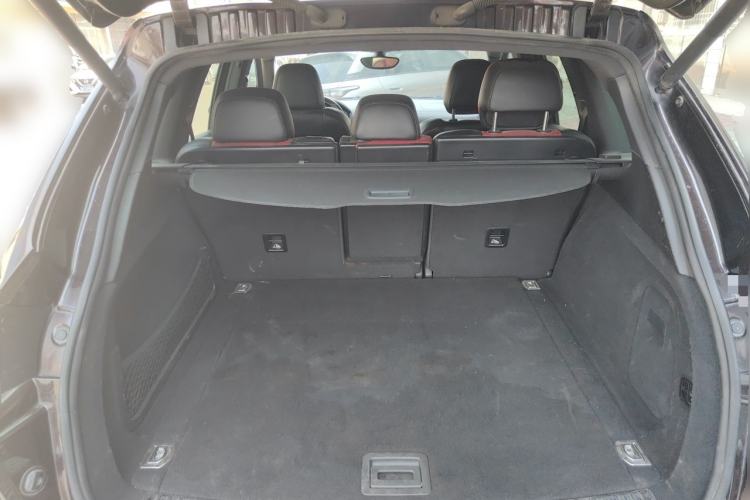Used Porsche Cayenne 2015 Cayenne 3.0T Trunk