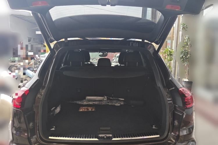 Used Porsche Cayenne 2015 Cayenne 3.0T Trunk