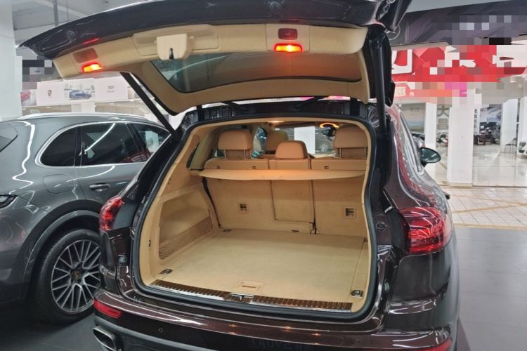 Used Porsche Cayenne 2015 Cayenne 3.0T Trunk