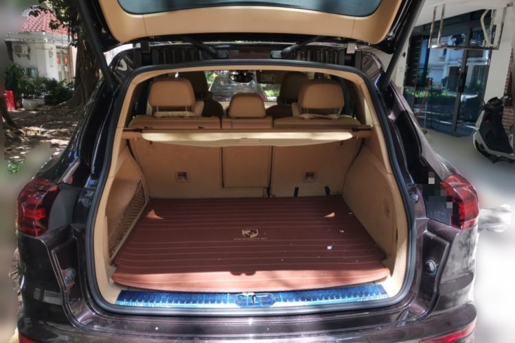 Used Porsche Cayenne 2015 Cayenne 3.0T Trunk