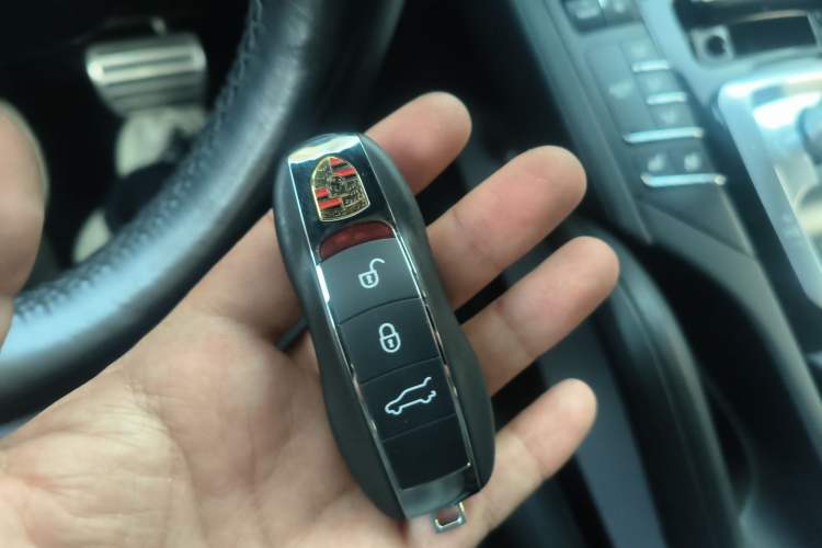 Used Porsche Cayenne 2015 Cayenne 3.0T Vehicle Key