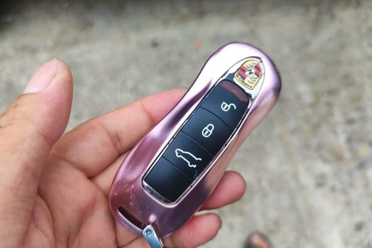 Used Porsche Cayenne 2015 Cayenne 3.0T Vehicle Key
