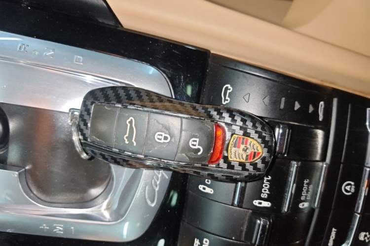 Used Porsche Cayenne 2015 Cayenne 3.0T Vehicle Key