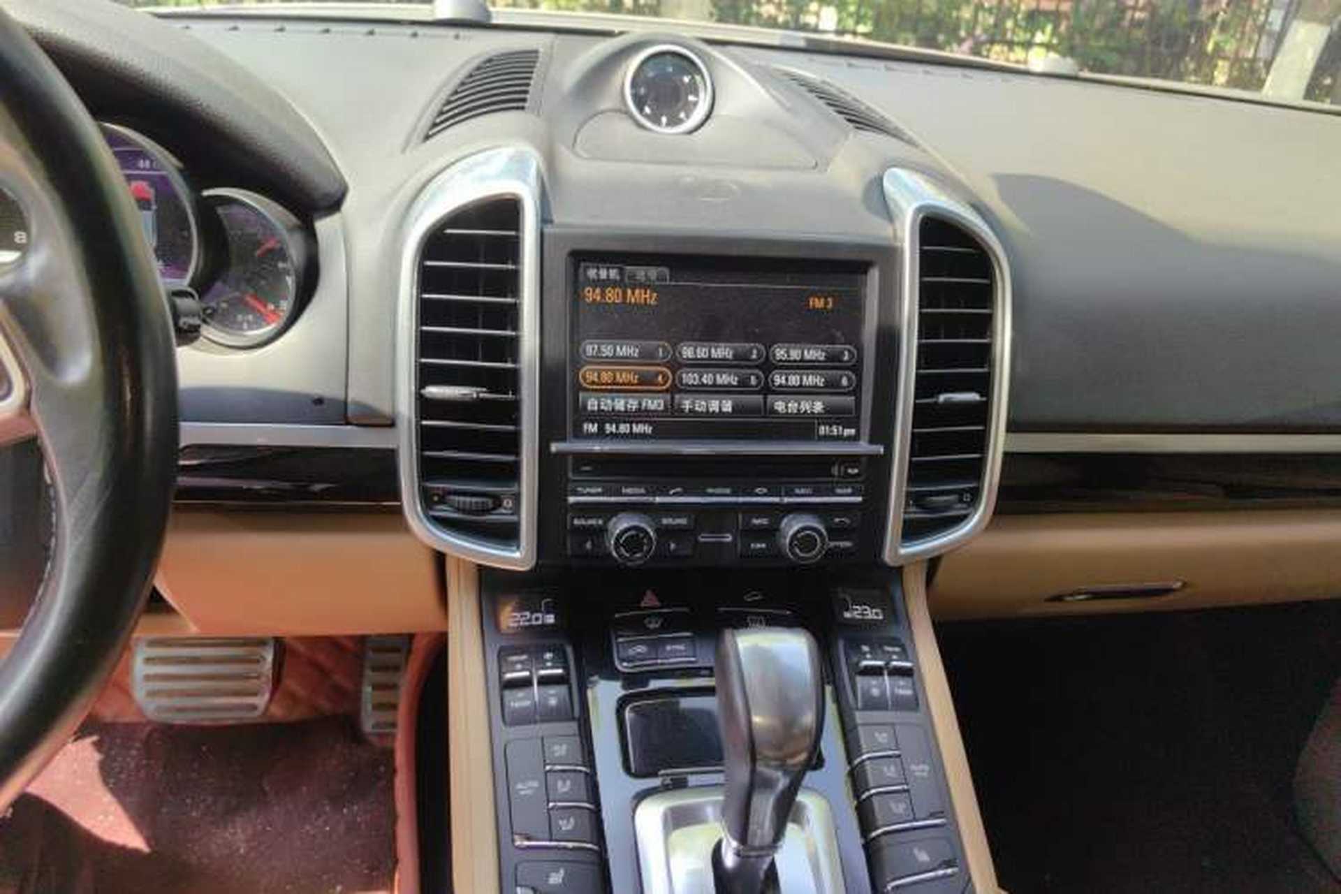Used Porsche Cayenne 2015 Cayenne 3.0T Audio And AC Panel
