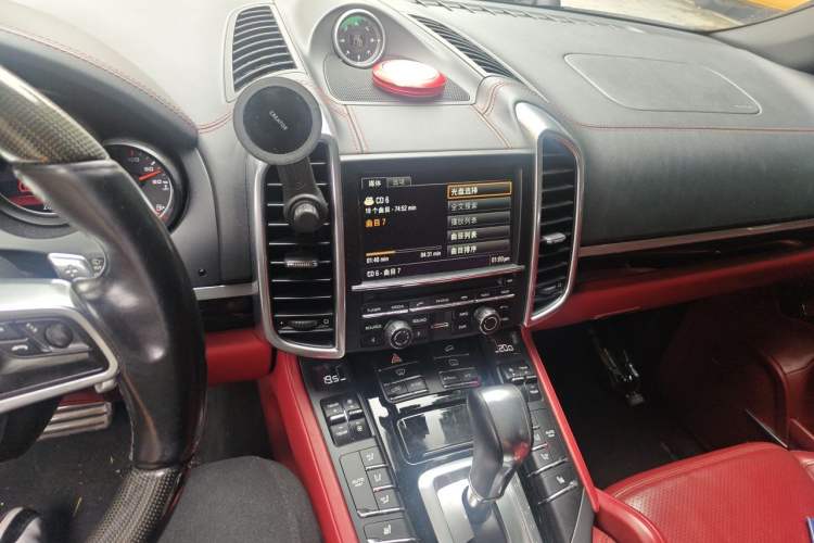 Used Porsche Cayenne 2015 Cayenne 3.0T Audio And AC Panel