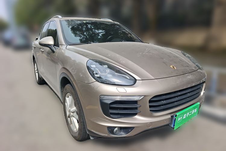 Used Porsche Cayenne 2015 Cayenne 3.0T Front Right 45 Deg