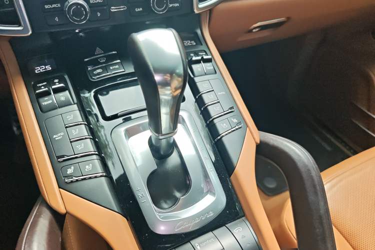 Used Porsche Cayenne 2015 Cayenne 3.0T Gear Lever