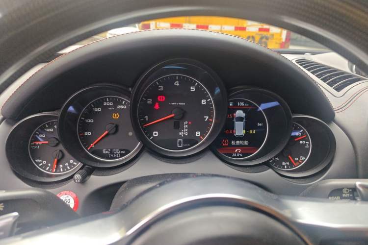 Used Porsche Cayenne 2015 Cayenne 3.0T Instrument Cluster