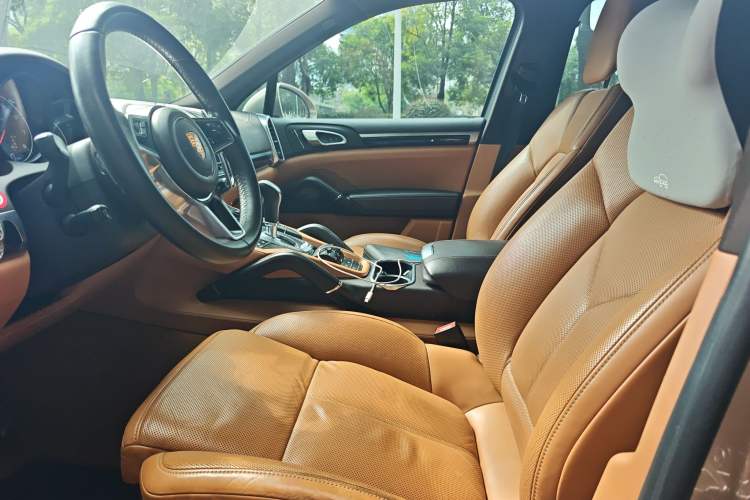 Used Porsche Cayenne 2015 Cayenne 3.0T Left Front Seat