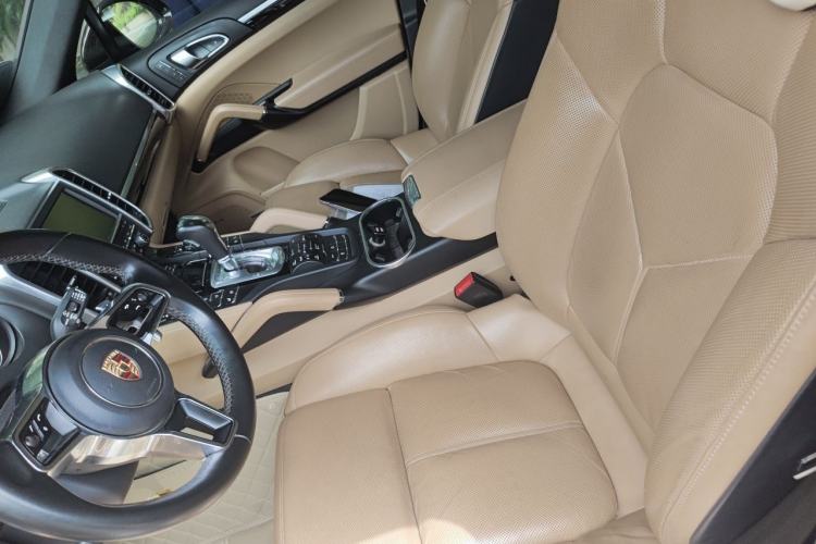 Used Porsche Cayenne 2015 Cayenne S 3.6T Left Front Seat