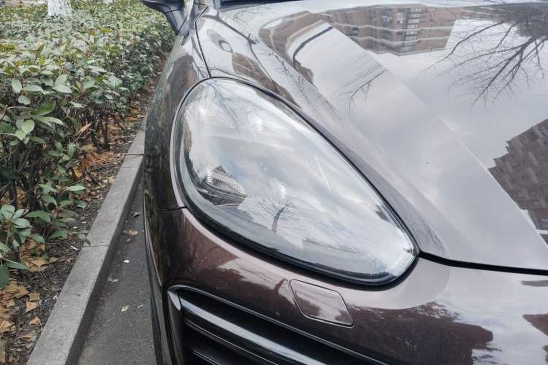 Used Porsche Cayenne 2015 Cayenne 3.0T Right Front Headlight
