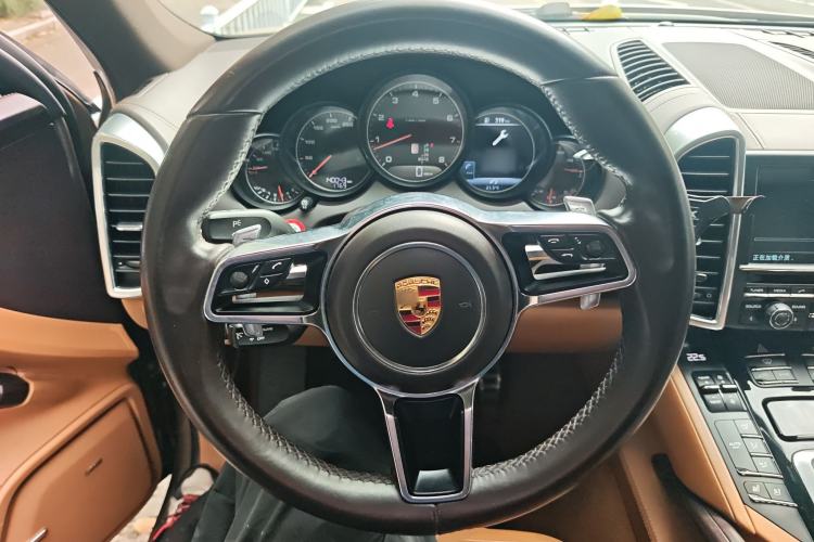 Used Porsche Cayenne 2015 Cayenne 3.0T Steering Wheel
