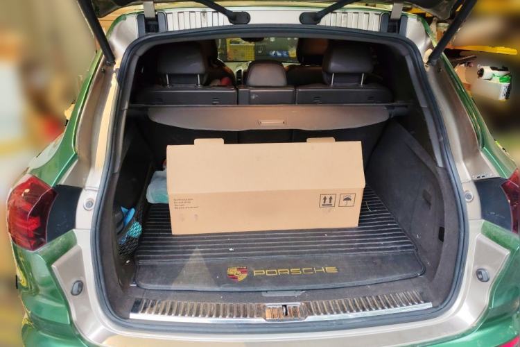 Used Porsche Cayenne 2015 Cayenne 3.0T Trunk