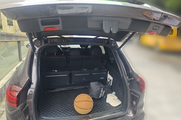Used Porsche Cayenne 2015 Cayenne 3.0T Trunk
