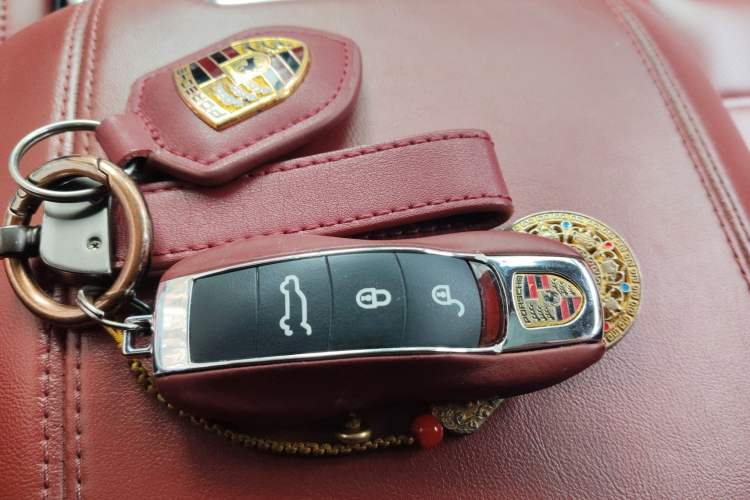 Used Porsche Cayenne 2015 Cayenne 3.0T Vehicle Key
