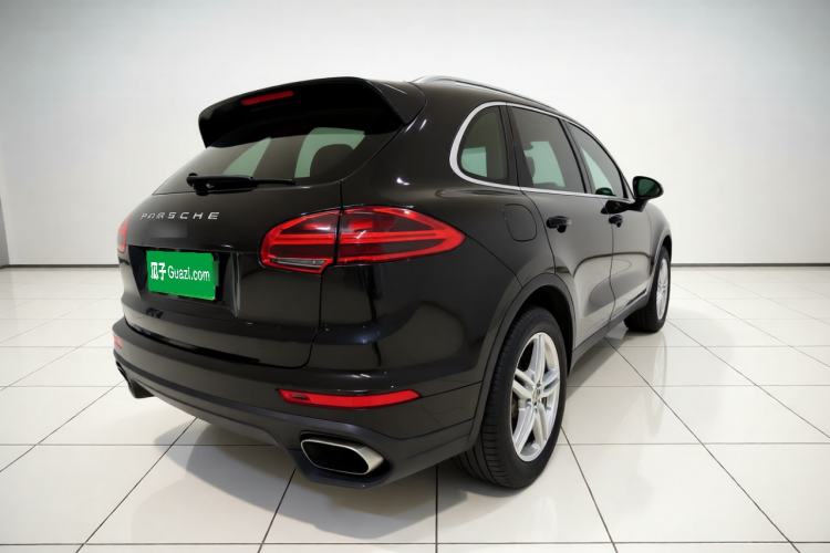 Used Porsche Cayenne 2015 Cayenne 3.0T Rear Right 45 Deg