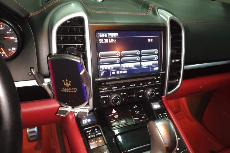 Used Porsche Cayenne 2015 Cayenne 3.0T Audio And AC Panel