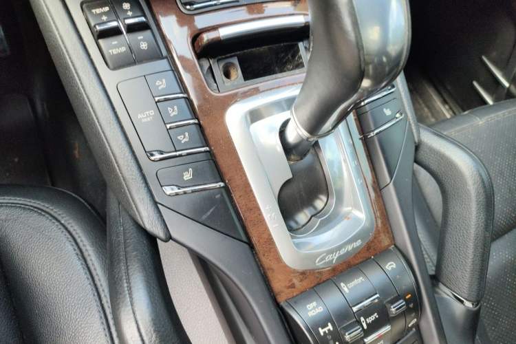 Used Porsche Cayenne 2015 Cayenne 3.0T Gear Lever