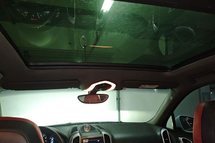 Used Porsche Cayenne 2015 Cayenne 3.0T Headliner