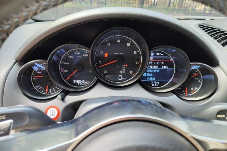 Used Porsche Cayenne 2015 Cayenne 3.0T Instrument Cluster