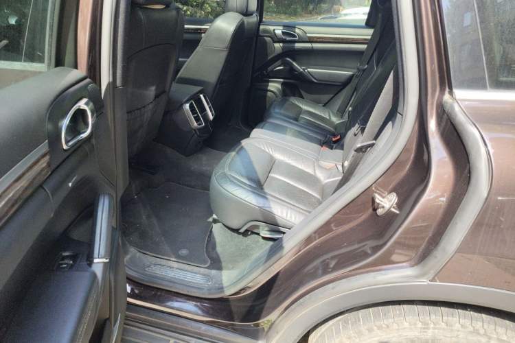 Used Porsche Cayenne 2015 Cayenne 3.0T Left Rear Seat