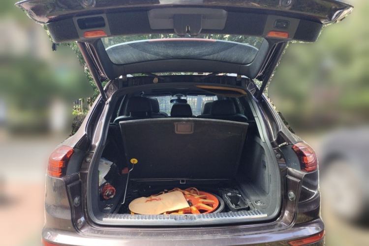Used Porsche Cayenne 2015 Cayenne 3.0T Trunk