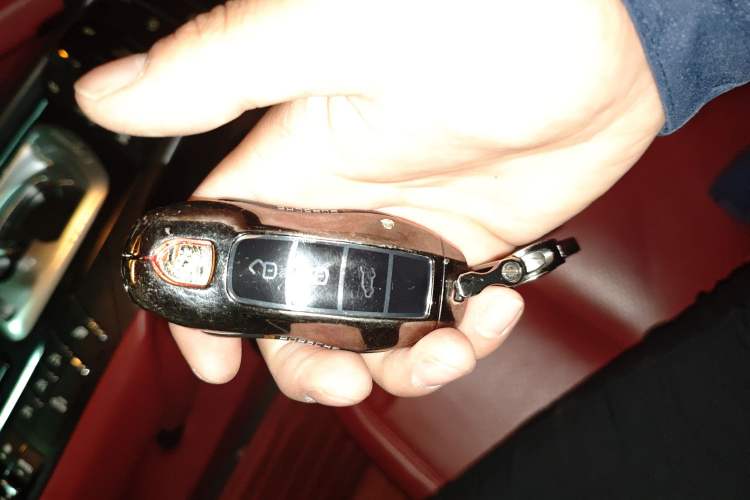 Used Porsche Cayenne 2015 Cayenne 3.0T Vehicle Key