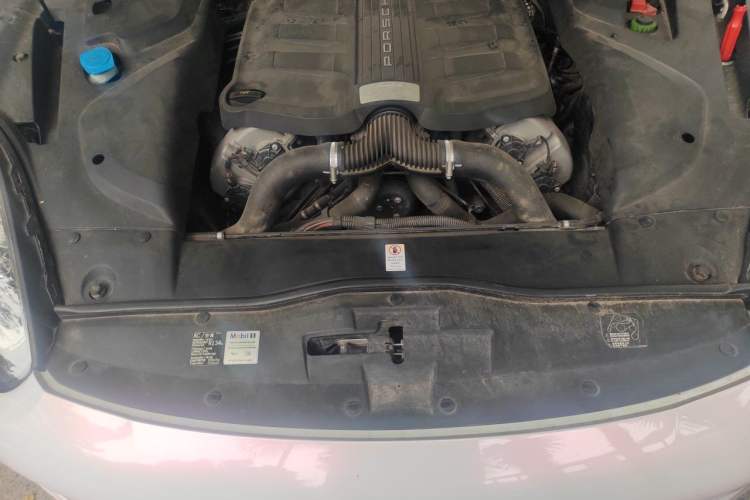 Used Porsche Cayenne 2015 Cayenne S 3.6T Engine Bay