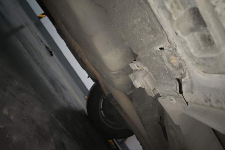 Used Porsche Cayenne 2015 Cayenne 3.0T Chassis Rear Left
