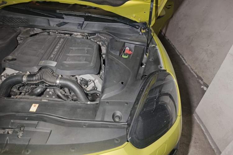 Used Porsche Cayenne 2015 Cayenne GTS 3.6T Engine Bay Left