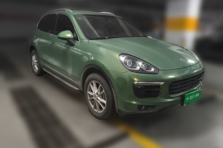 Used Porsche Cayenne 2015 Cayenne 3.0T Front Right 45 Deg