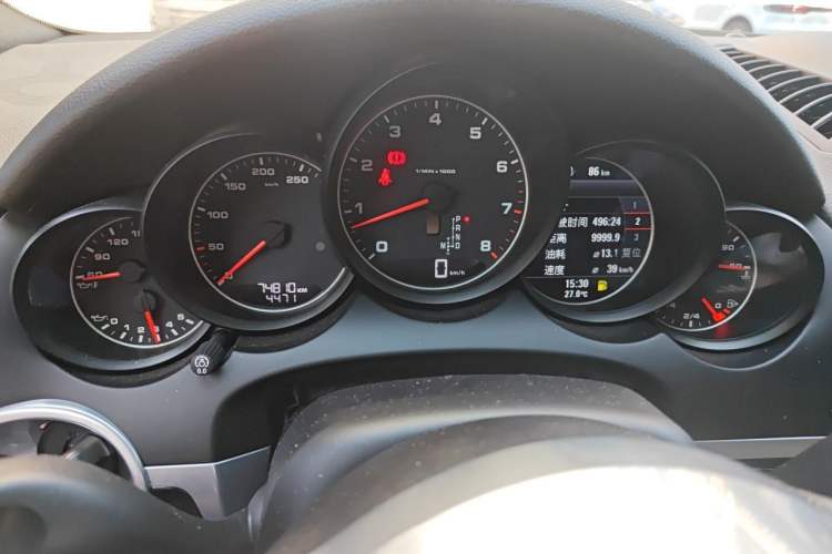 Used Porsche Cayenne 2015 Cayenne 3.0T Instrument Cluster
