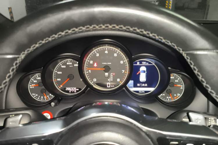 Used Porsche Cayenne 2015 Cayenne 3.0T Instrument Cluster