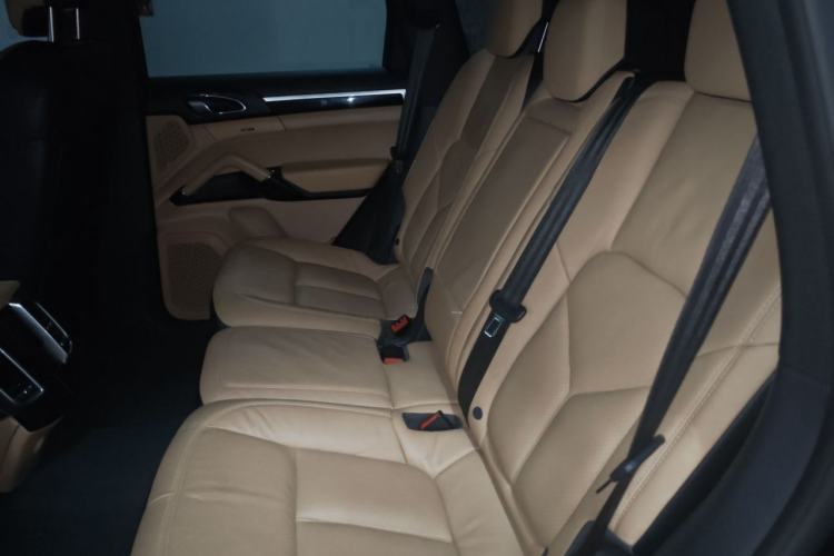 Used Porsche Cayenne 2015 Cayenne 3.0T Left Rear Seat