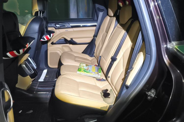 Used Porsche Cayenne 2015 Cayenne 3.0T Left Rear Seat