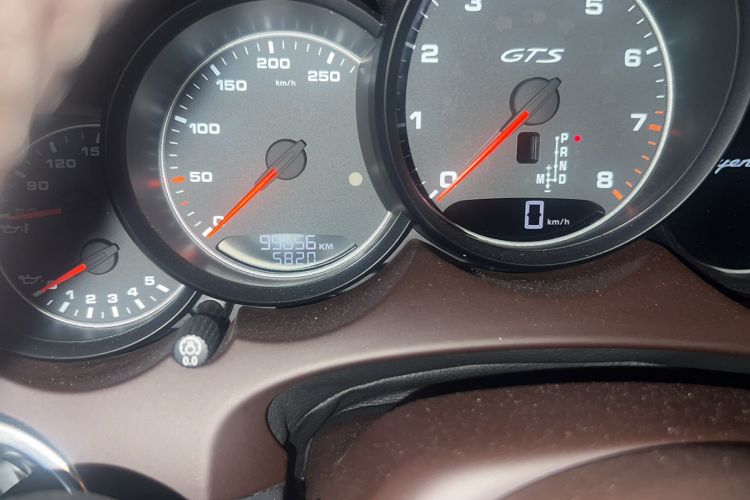 Used Porsche Cayenne 2015 Cayenne GTS 3.6T Odometer Close Up