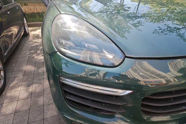 Used Porsche Cayenne 2015 Cayenne 3.0T Right Front Headlight