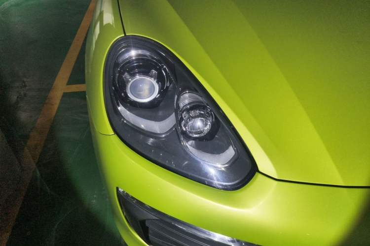 Used Porsche Cayenne 2015 Cayenne 3.0T Right Front Headlight
