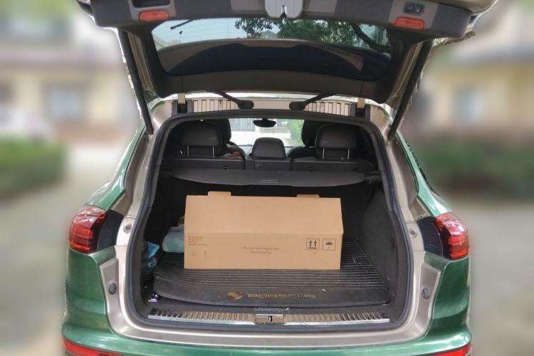 Used Porsche Cayenne 2015 Cayenne 3.0T Trunk